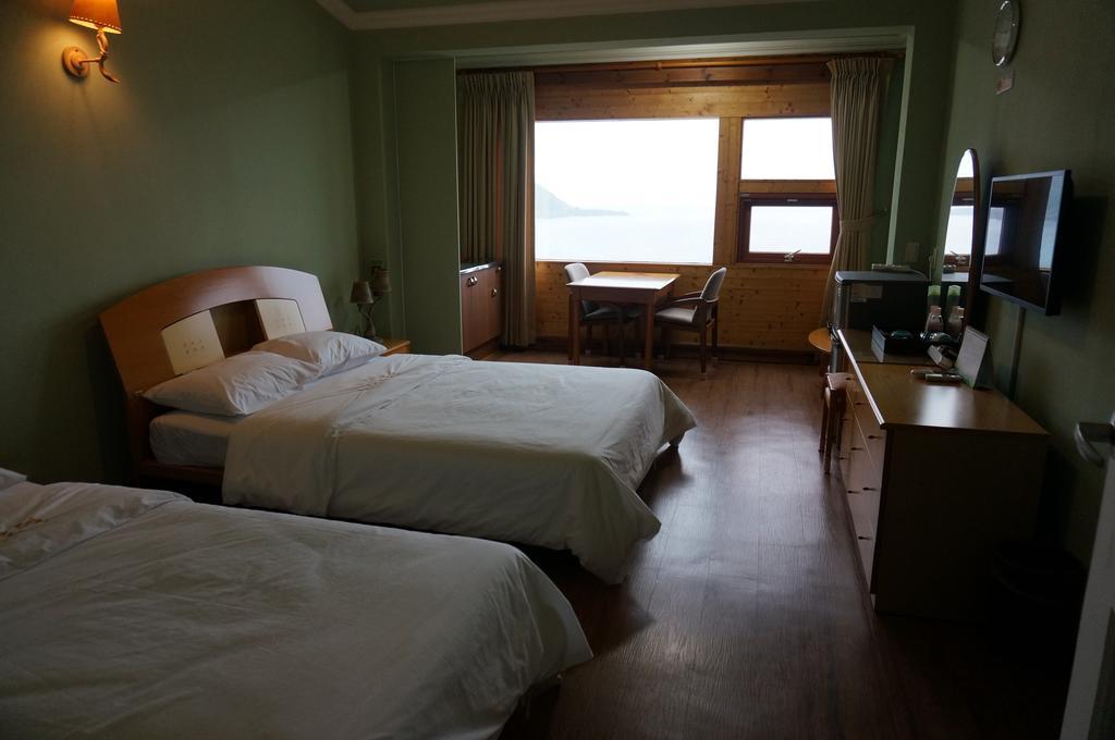 Park Beach Hotel Jeju Habitación foto