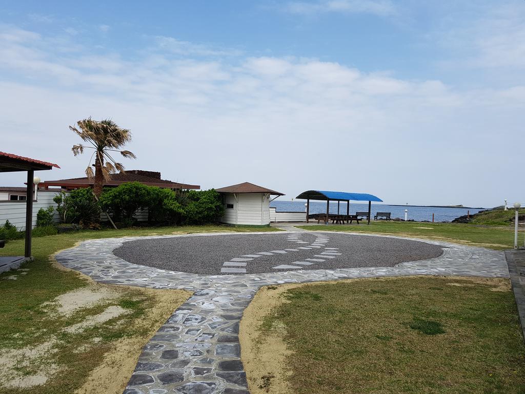 Park Beach Hotel Jeju Exterior foto