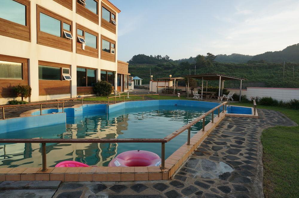 Park Beach Hotel Jeju Exterior foto