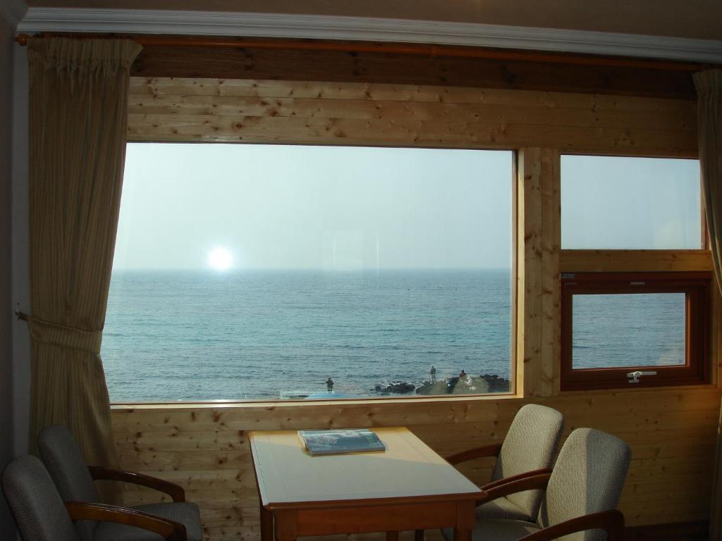 Park Beach Hotel Jeju Exterior foto