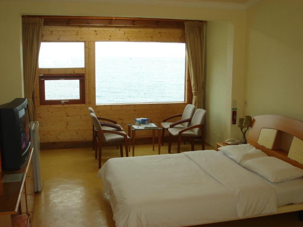 Park Beach Hotel Jeju Exterior foto